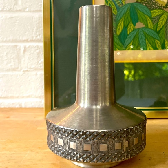 Vintage Aksel Holmsen AH Norway Pewter Industrial Metal Vase (H: 7-1/4" inches) - Picture 1 of 8